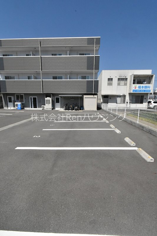 徳島県徳島市山城西４ 二軒屋駅 1LDK マンション 賃貸物件詳細