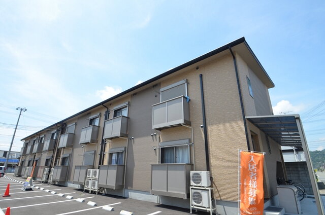 エトランス小松町Ａ