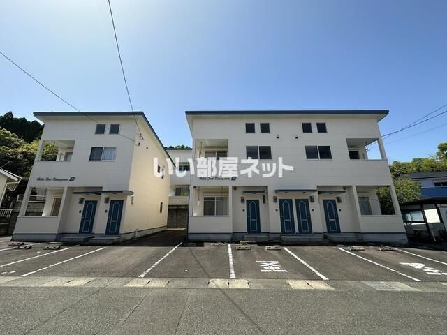 ヒルズフォート亀川