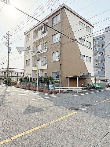 Ｃｈｏｕ　Ｃｈｏｕ一社