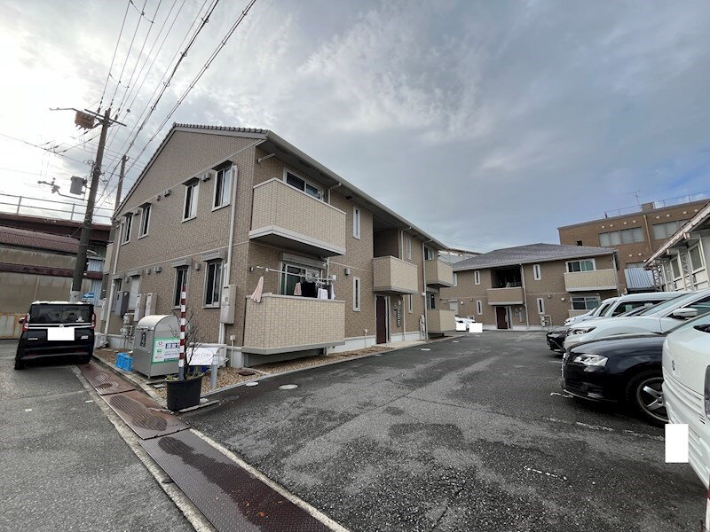 ＡＭＢＥＲ　ＣＵＢＥ　Ｂ