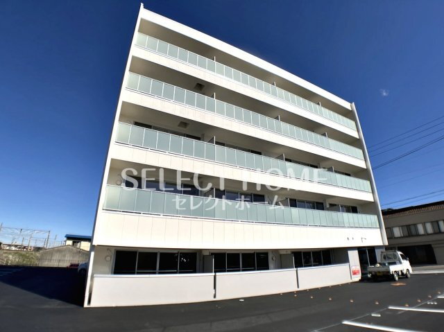 ＣＲＥＳＴ　Ｒｅｓｉｄｅｎｃｅ きれいな外観です