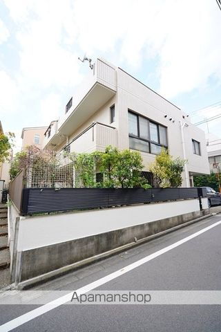 村田ビル 新宿御苑前駅 1LDK 賃貸(賃貸マンション・アパート)