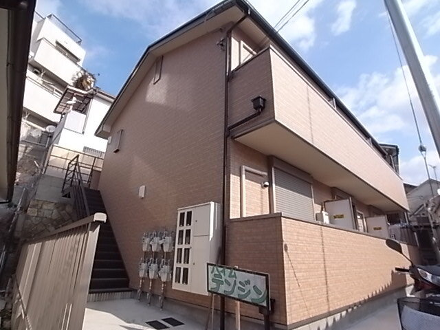 ハイム天神 外観写真です。