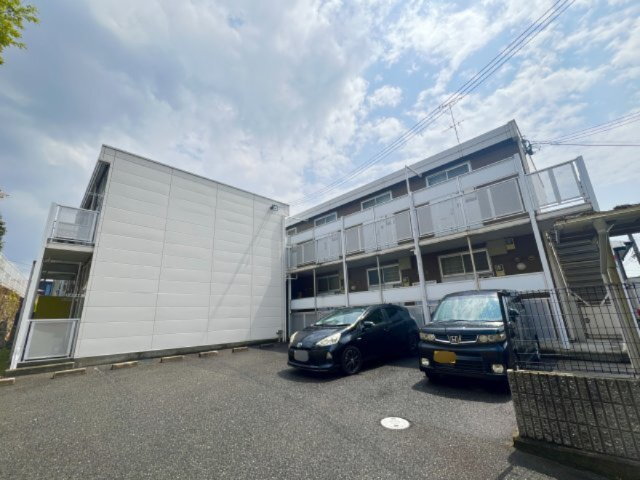 レオパレス岡本