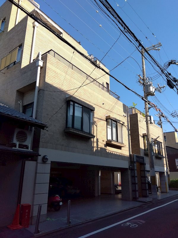 Ｗｅｓｔ　Ｓｑｕａｒｅ