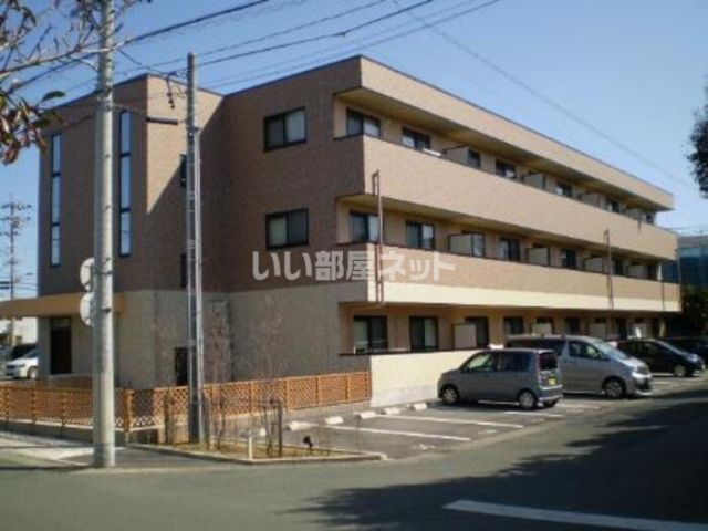 Ｄーｒｏｏｍ高丘西