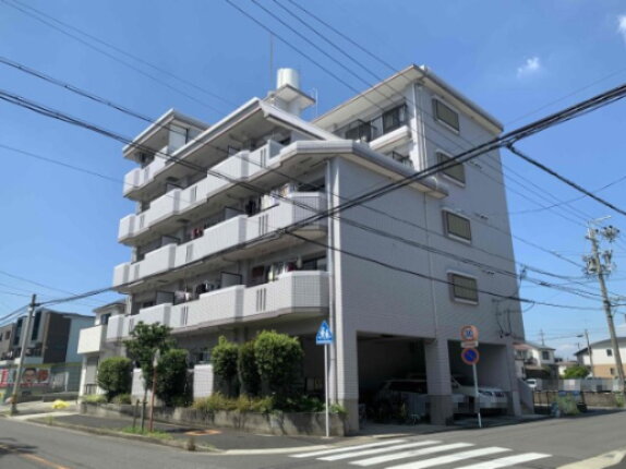 赤坪小菅ビル 安心の鉄筋コンクリート造ですよ☆☆