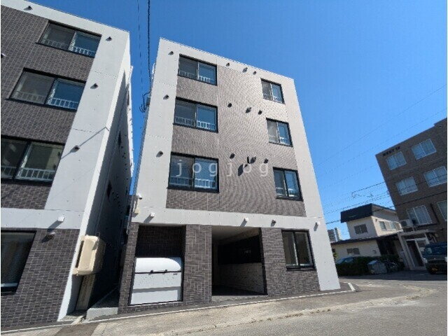ラフィーネ西町北