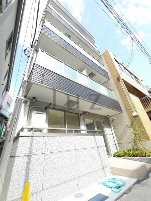 ネクストマンション 重厚感のあるマンションです！