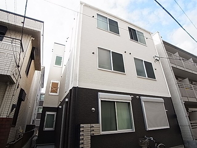 ＦＥＲＩＯ千住大橋駅前