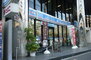 ドゥーエ横浜駅前 ローソン「金港町店」（コンビニ）まで116m