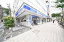 プレサンスジェネ新神戸ステーションフロント ローソン 加納町一丁目店（コンビニ）まで136m