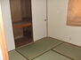 サンセーヌ中央町 畳の上でゆっくりとくつろげる和室です