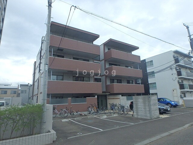 パーク琴似館