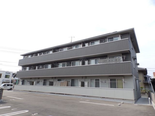 プラージュ