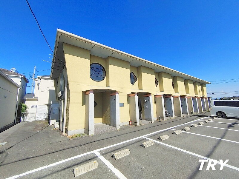 ウィズイソノ おしゃれな外観のテラスハウス！