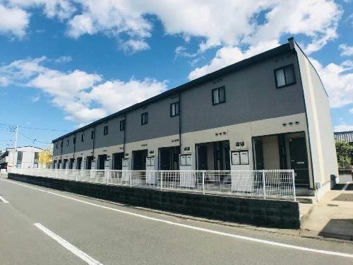 レオパレスＰＥＡＣＥＦＵＬ　Ｃ