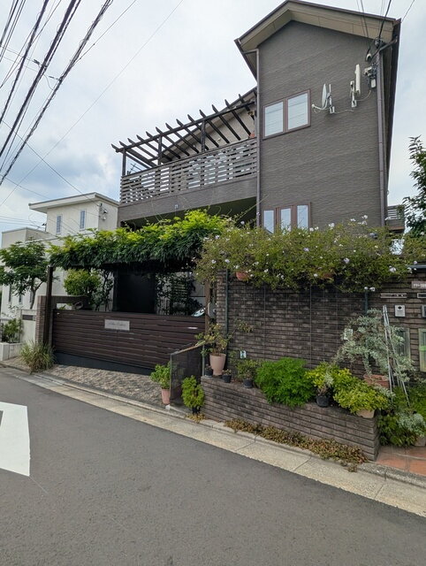 ヒルトップハウス お問合せはリロの不動産武蔵小杉店まで♪