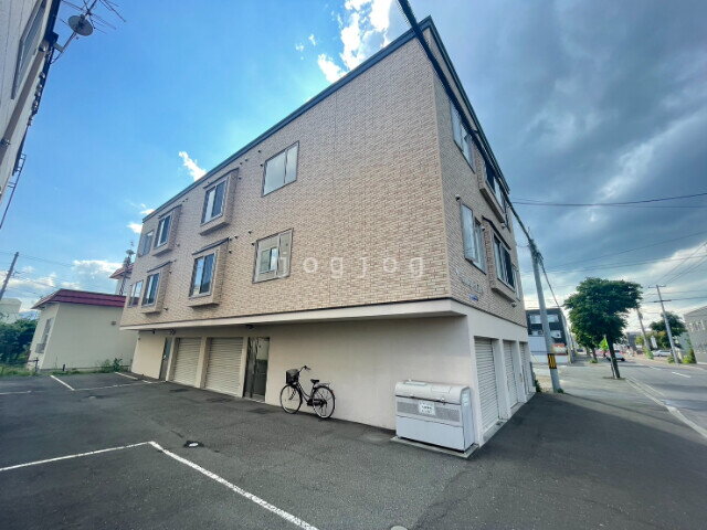 ロイヤルハイツセイヤ