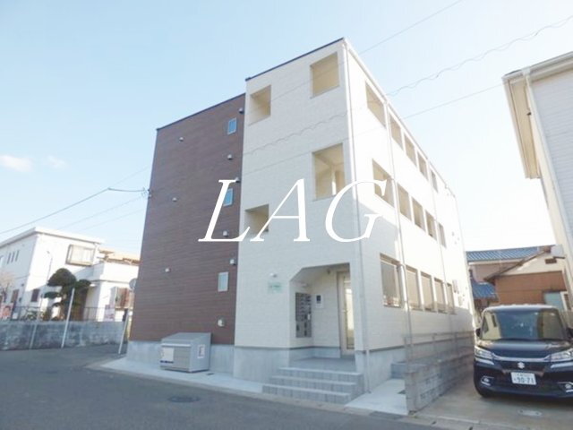 アルベロ新検見川 外観です。