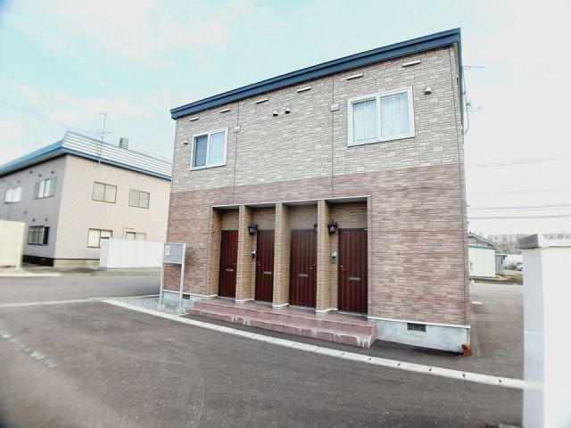 エルム　プラシード　１号館