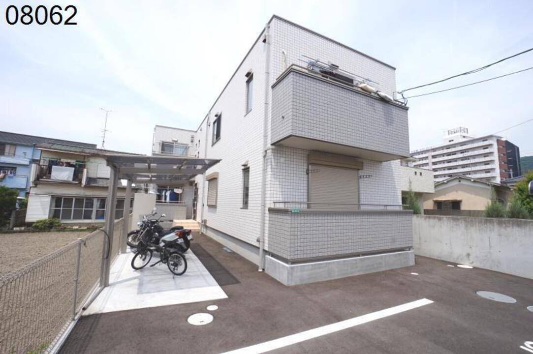 カーサ山越 外観