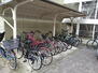 レオパレスアズール 駐輪場　原付＆自転車のみ駐輪可能
