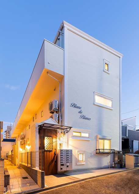 Ｂｌａｎｃ　ｄｅ　ｂｌａｎｃｓ 外観です