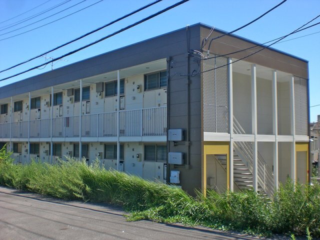 レオパレスアムールハウス 画像1