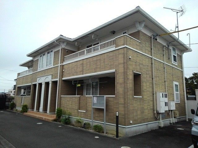 ジュネスＢ