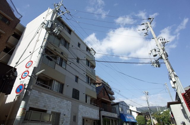 クラウンシティ本山