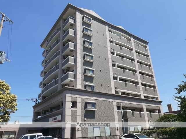 福岡県福岡市博多区吉塚３丁目 8階建 築25年5ヶ月