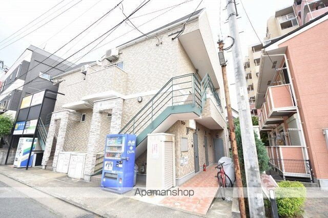 コンフォートベネフィス井尻駅前１ 2階建