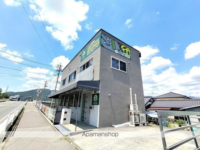 宮尾様中御所４丁目アパート