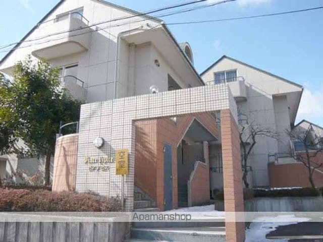 福島県郡山市富久山町久保田字桝形 築37年11ヶ月 3階建