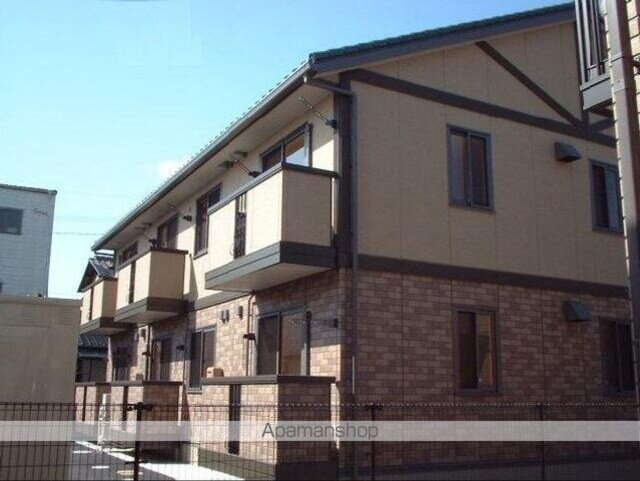 岡山県岡山市北区中仙道１丁目 賃貸アパート