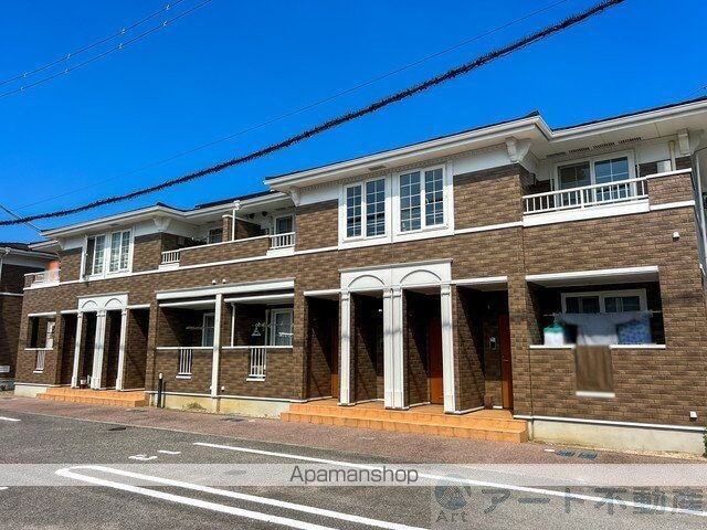 愛媛県伊予市下吾川 賃貸アパート