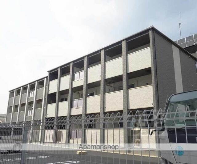 京都府京都市南区久世殿城町 賃貸アパート