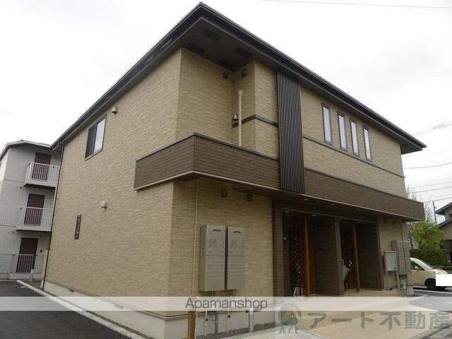 愛媛県松山市桑原５丁目 賃貸アパート