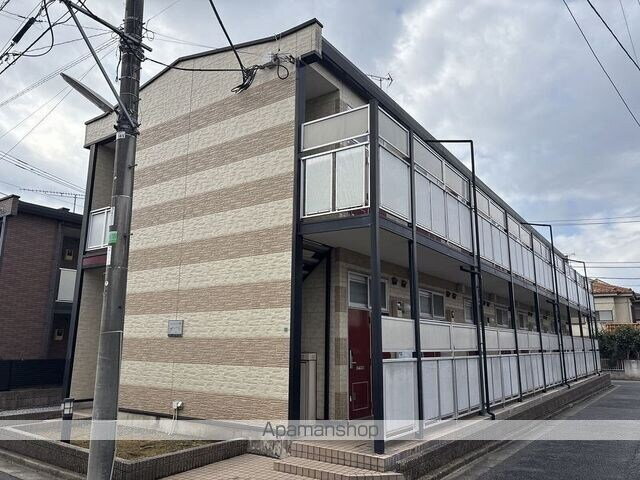 レオパレスエクレール 2階建