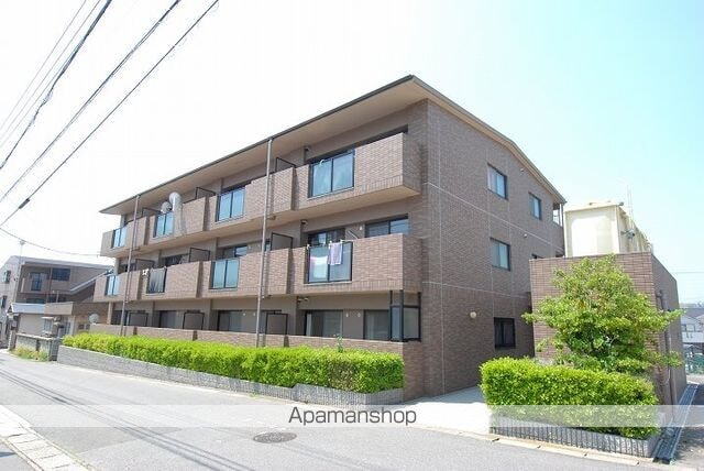 愛知県半田市美原町１丁目 賃貸マンション