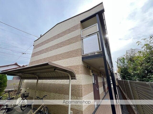 レオパレスメルベーユドミール 2階建
