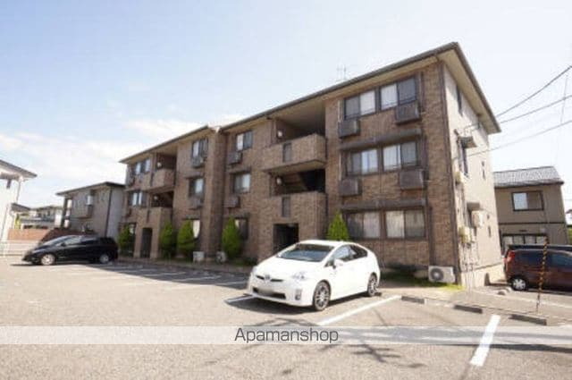 新潟県新潟市中央区京王２丁目 賃貸アパート