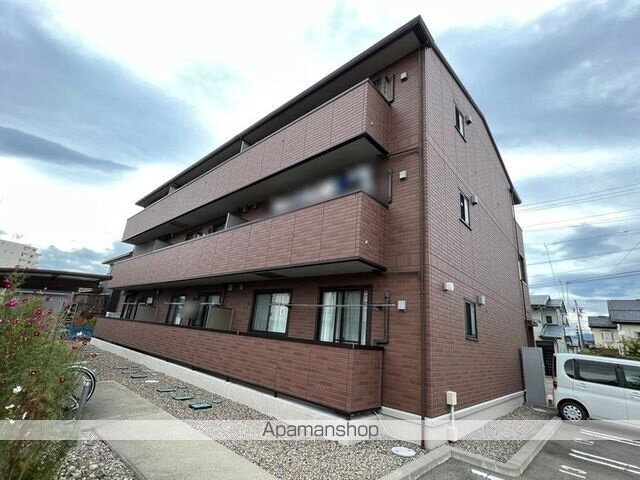 長野県長野市稲里町中氷鉋 賃貸アパート