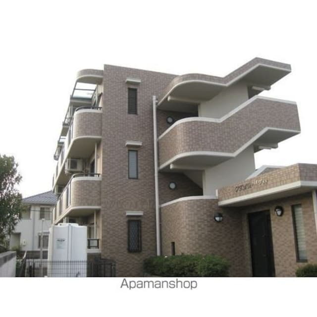 愛知県常滑市新田町３丁目 賃貸マンション