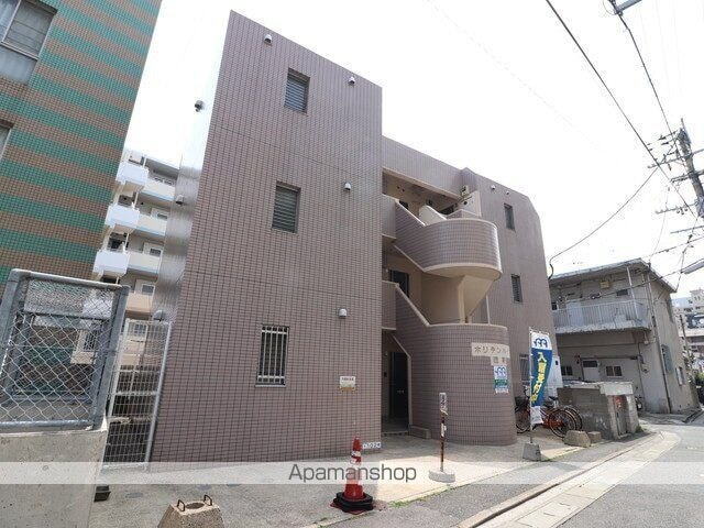 ホリデンハイツ西新 3階建