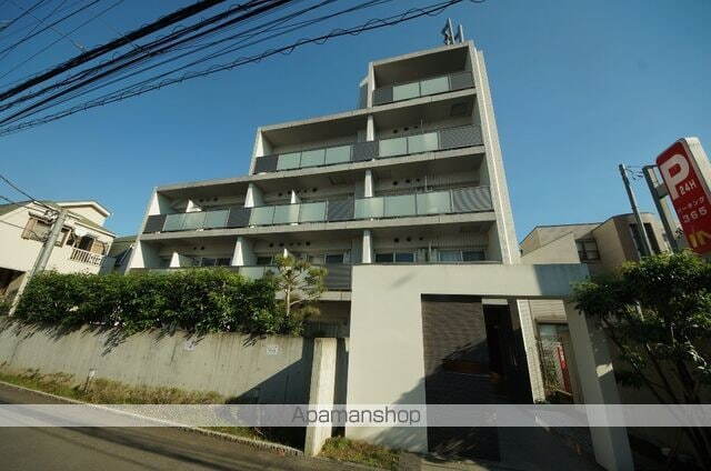 東京都新宿区北新宿３丁目 賃貸マンション