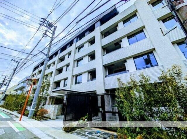東京都新宿区弁天町 賃貸マンション