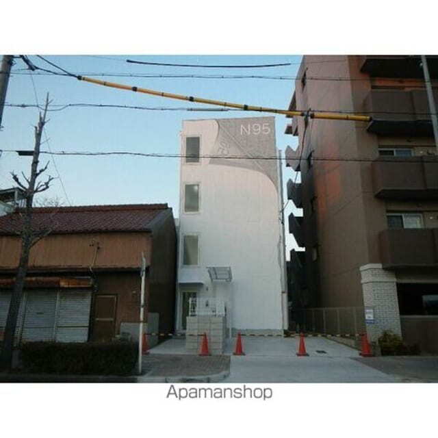 愛知県名古屋市中村区稲葉地本通３丁目 賃貸マンション